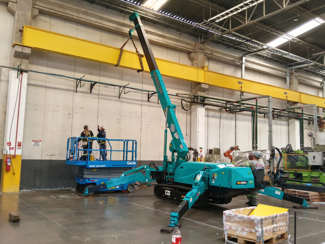 Içamento dentro de fábrica em funcionamento